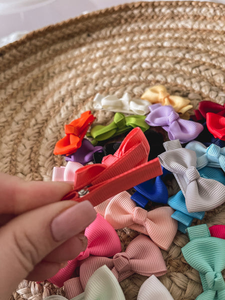 Mini Bow Hair Clips.